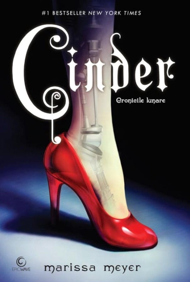 Seria Cronicile Lunare Marissa Meyer