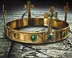 the last kingdom crown